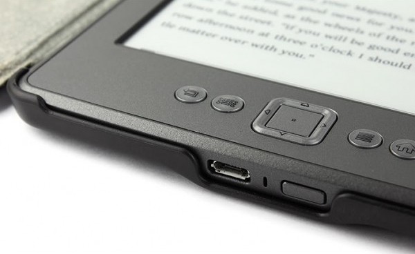 Amazon Kindle 4,5 Hard Back HAB01 - Durable Lock, čierne, bez stojanu