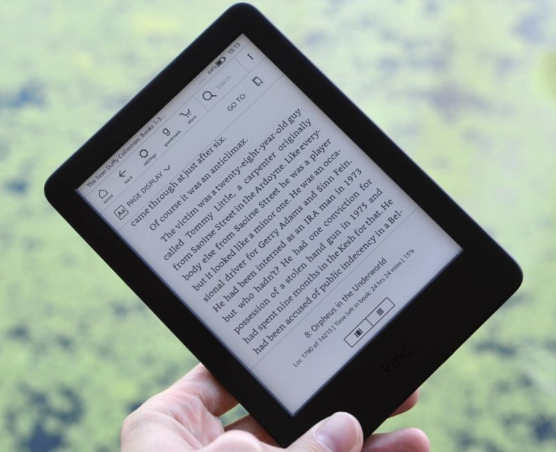 Amazon Kindle 2020 - Special Offers, čierny - 8 GB, WiFi, Bluetooth, Audio