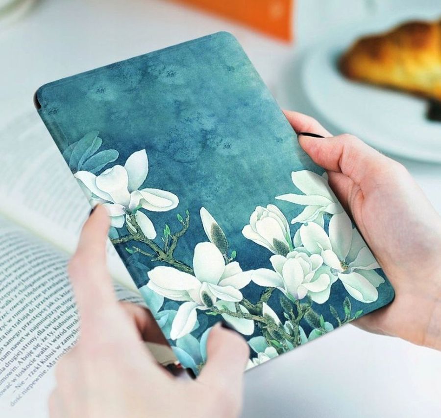 Puzdro Durable Lock K22-16 pre Amazon Kindle 2022 (11. gen) - Icy Garden