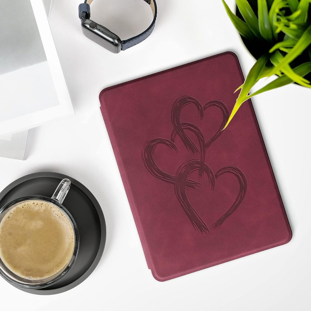 Puzdro KW Mobile - Brushed Heart Abstract - KW5625715 - pre Amazon Kindle Paperwhite 5 (2021) - červené