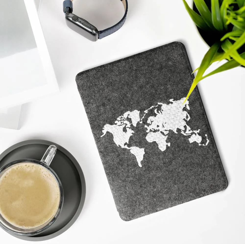 Puzdro KW Mobile Felt Travel Outline - KW5626008 - pre Amazon Kindle Paperwhite 5 (2021) - tmavo šedé
