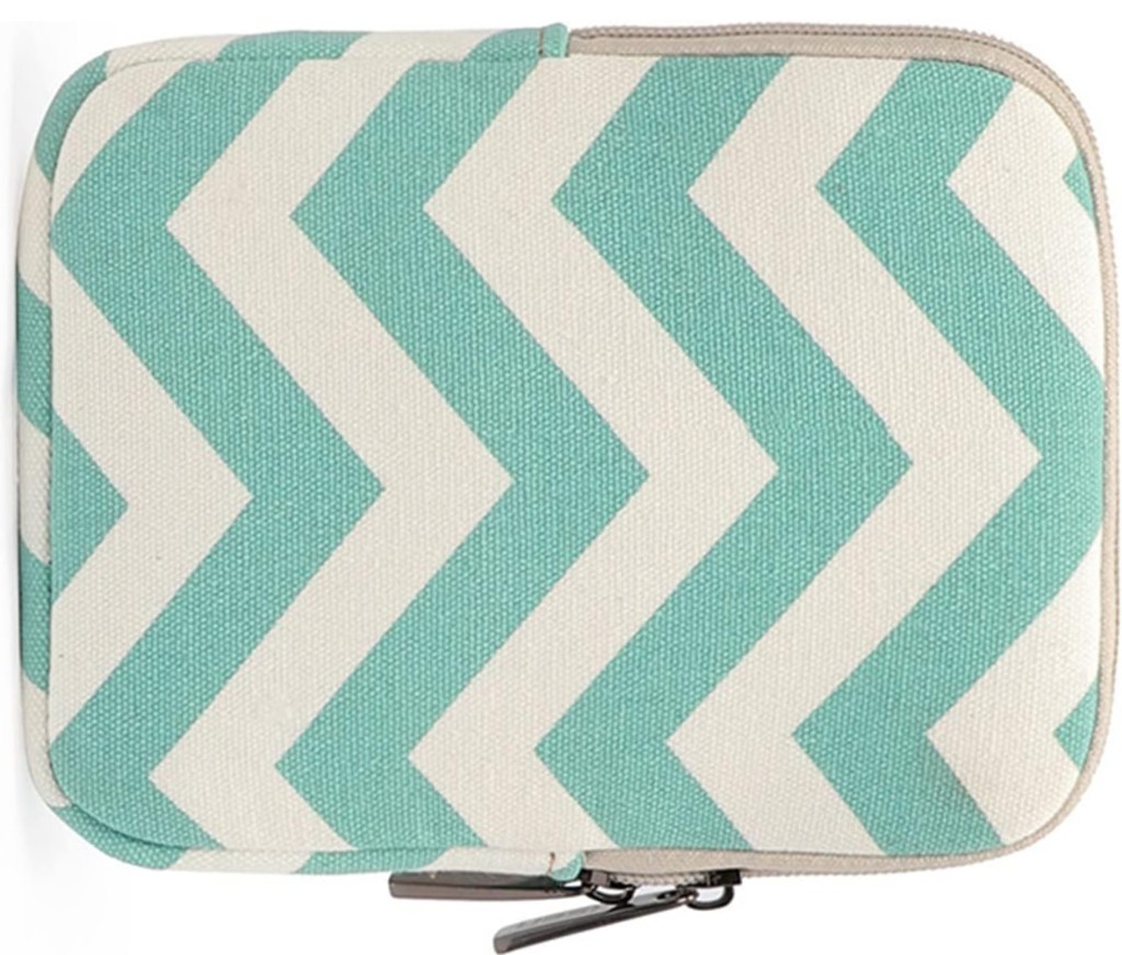 ARMORI Zipper Z074 - motív Zigzag Green - Univerzálne puzdro pre čítačky 6" - textilné, zips